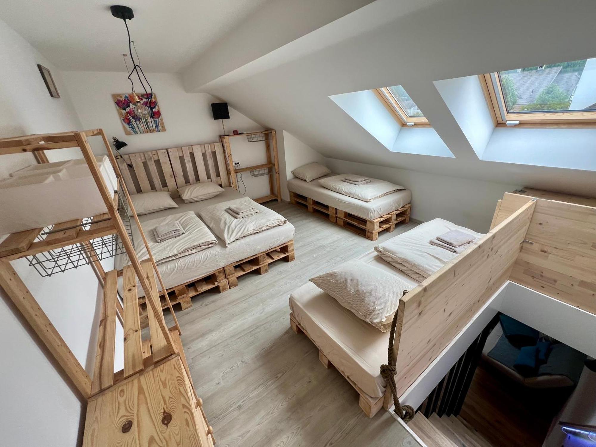 Ferienwohnung Sport & Sunny Cosy Alpine Retreat Kranjska Gora Exterior foto